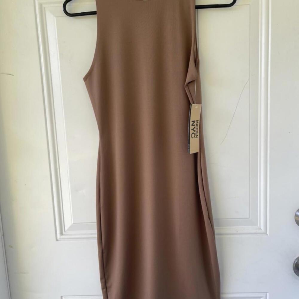 Madden NYC Sleeveless Midi Dress - New with Tags M
